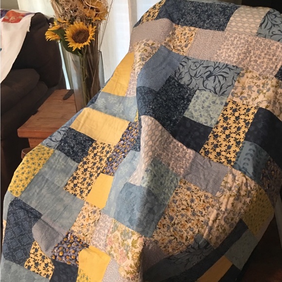 Meet your Posher, Shannon - Picture 2 of 2